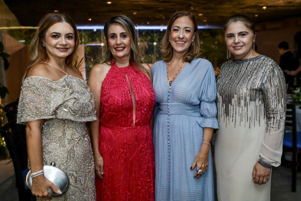 Cris Camelo, Beatriz Carvalho, Luciana Martins E Geruza Borges (2)
