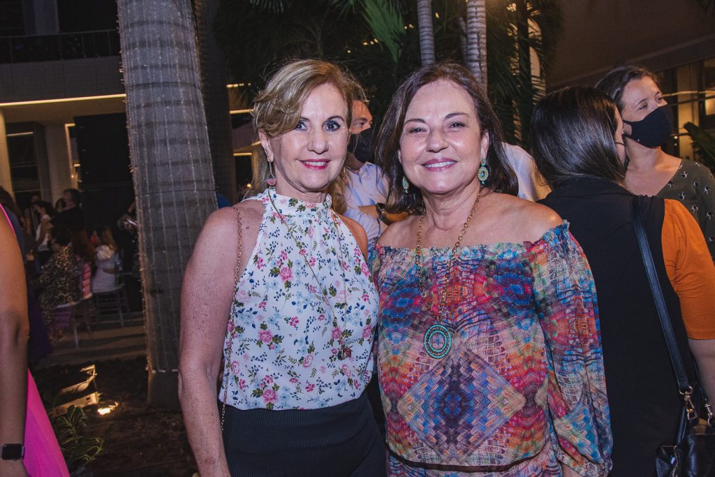 Cristina Barreira E Ana Studart