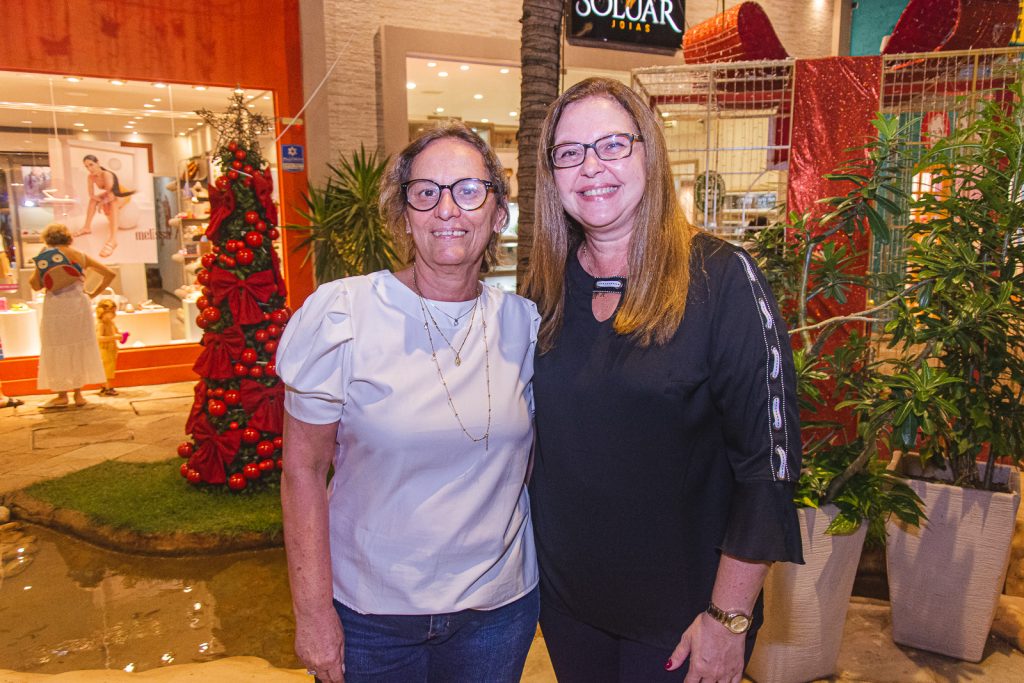 
				Dina Sampaio E Liliana Benevides
				