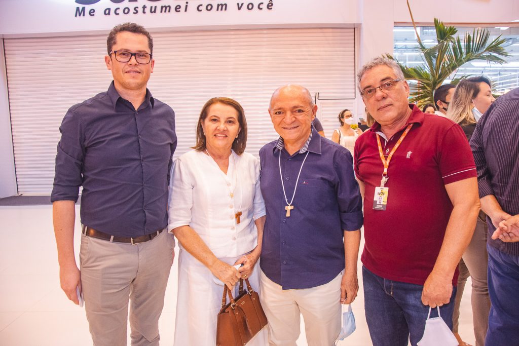 Elias Cardoso, Fatima Garcia, Cesar Garcia E Agnaldo Junior