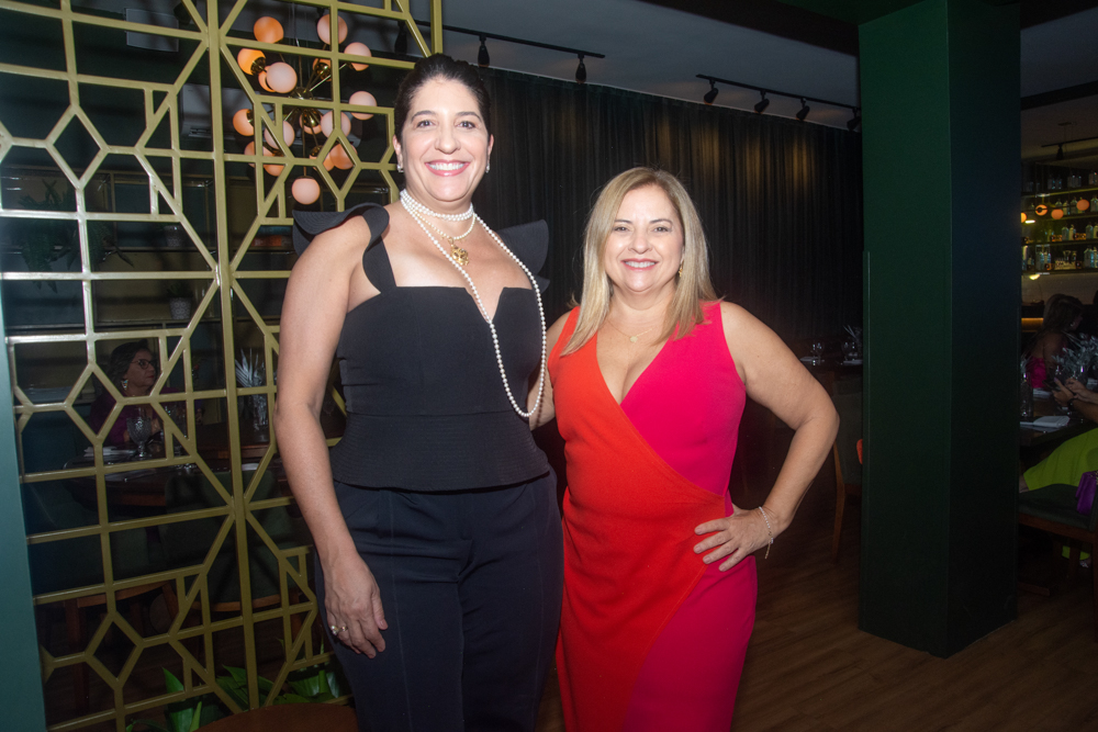 Elisa Oliveira E Beth Pinto