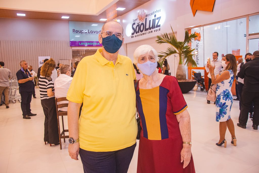 Fabiano Santos E Cedonica Silva