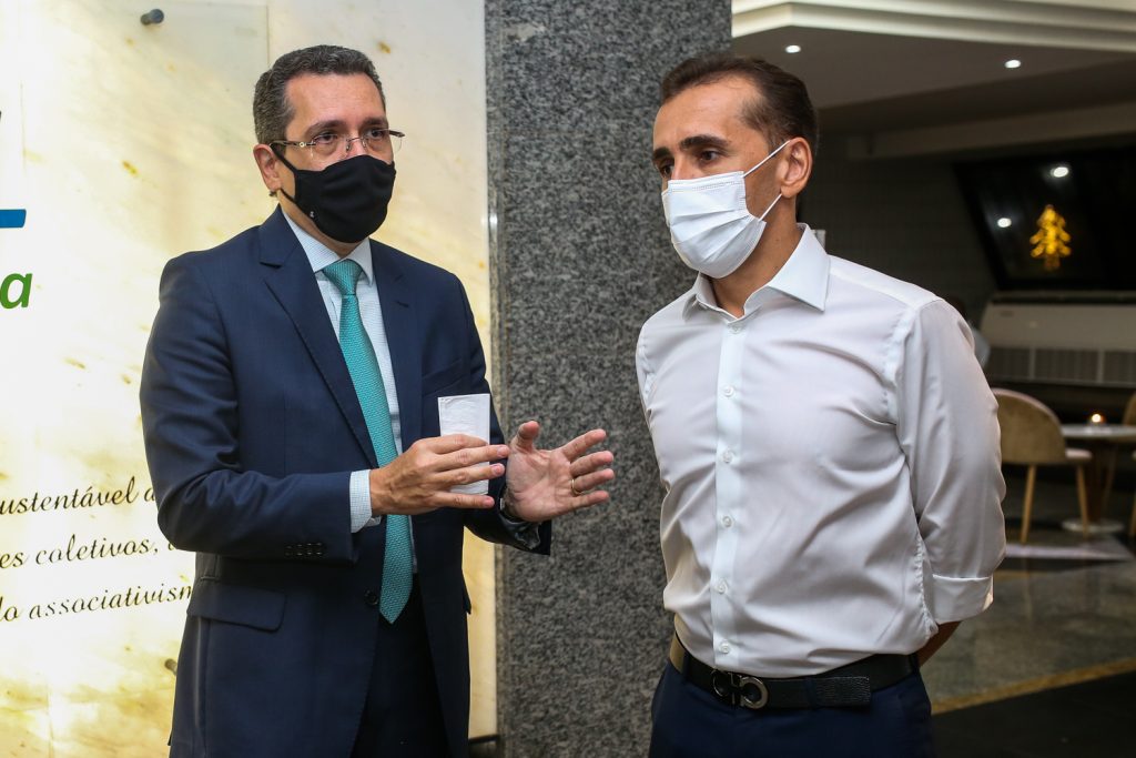 Gladyson Mota E Dellano Belchior