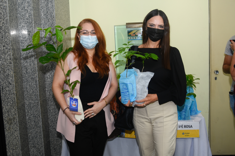 Glenda Teixeira E Jacqueline Braga