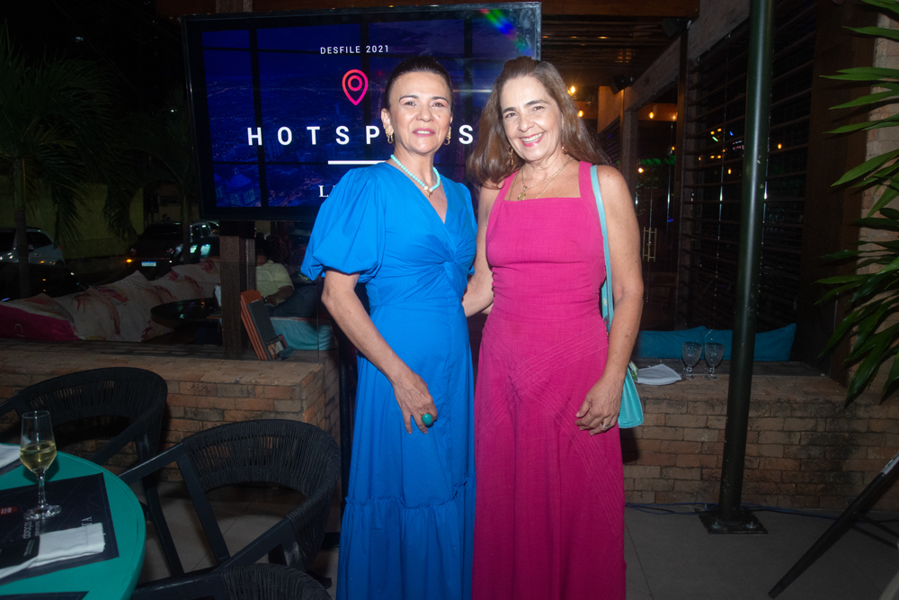 Guiomar Feitosa E Giana Studart