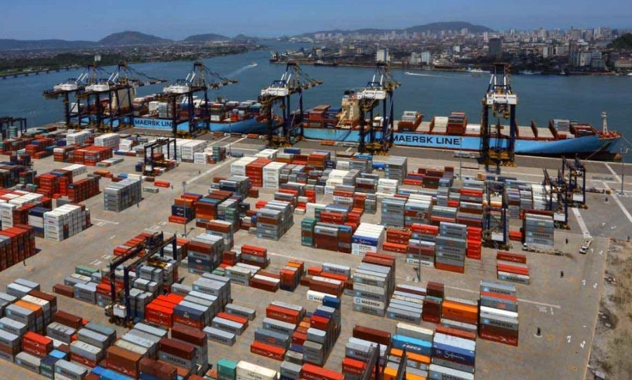 Governo reduz em 10% a tarifa de importação de 87% de bens e serviços