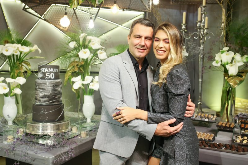 Start nas cinco décadas - Alegria, elegância e alto astral marcam a celebração da nova idade de Stanley Leão