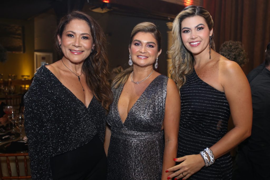 Juliana Oliveira, Daniella E Diana Novais