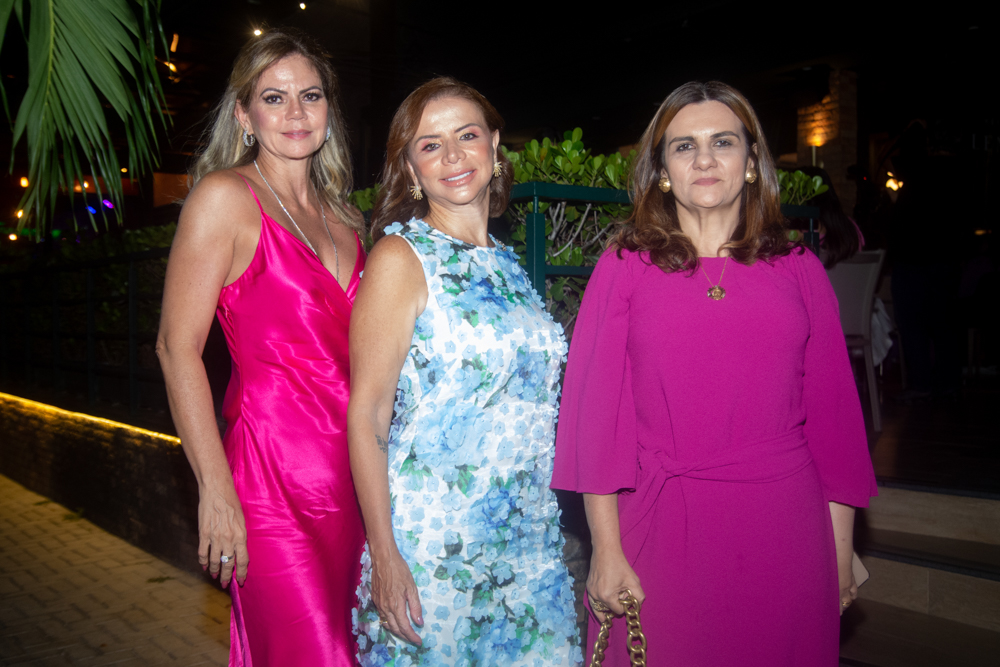 Layla E Claúdia Fujita, E Nagila Correia