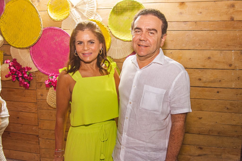Liliane E Fernando Linhares