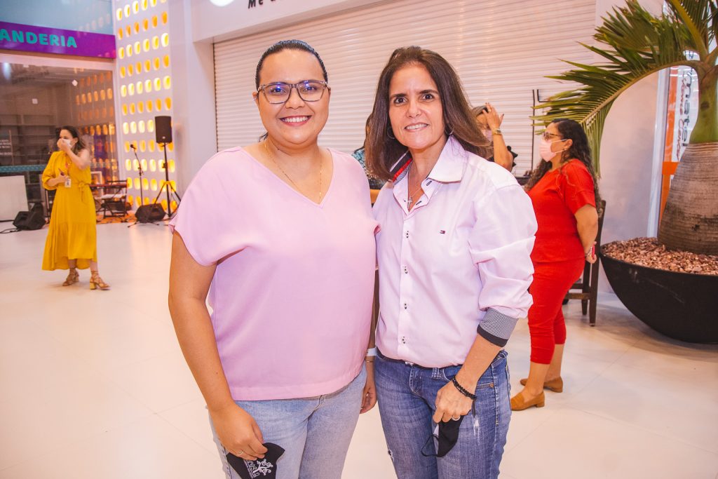 Lorena Laurentino E Adriana Salgado