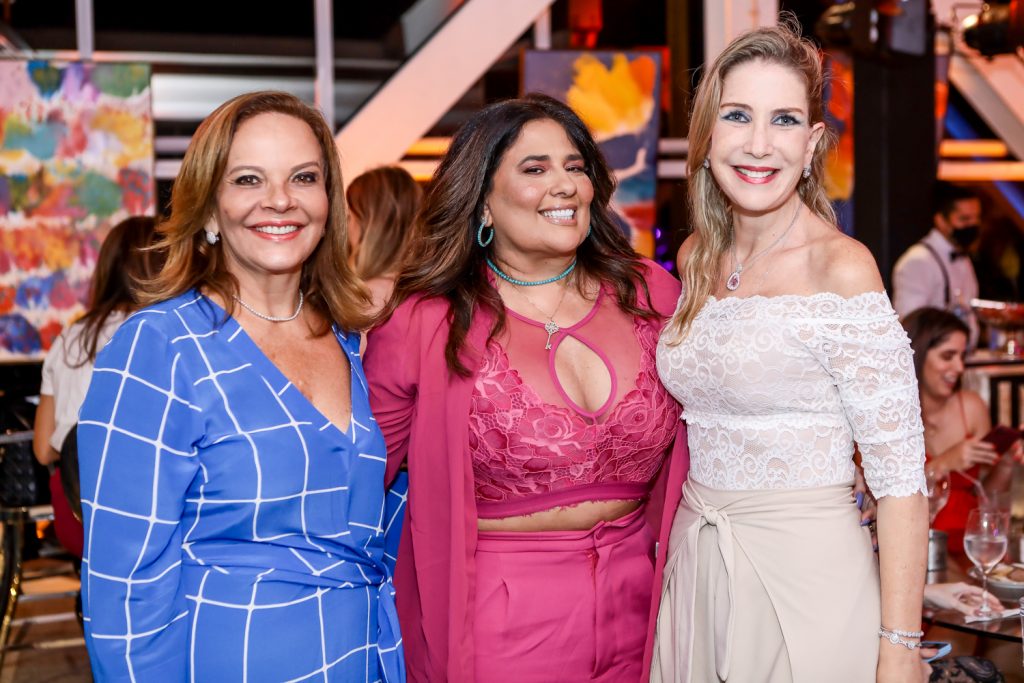 
				Marcia Brasil, Montielli Arruda E Marjore Marchal
				