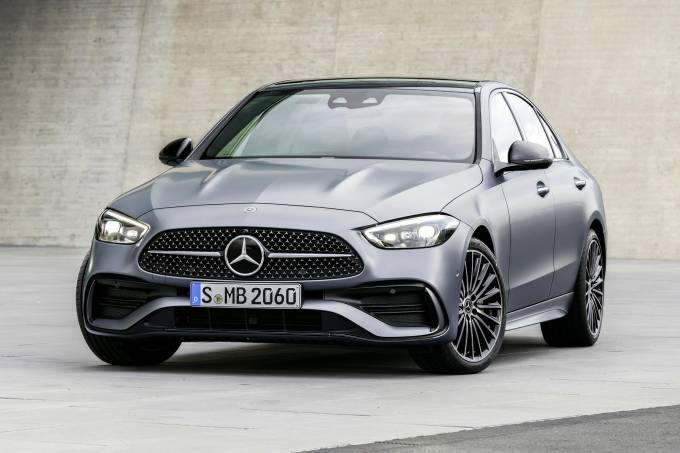 Newsedan Mercedes-Benz promove passeio de luxo exclusivo para os amantes da marca