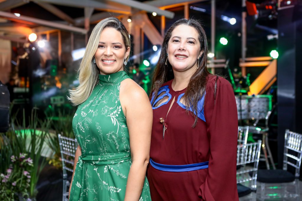 
				Mirela Tome E Raiane Girao
				