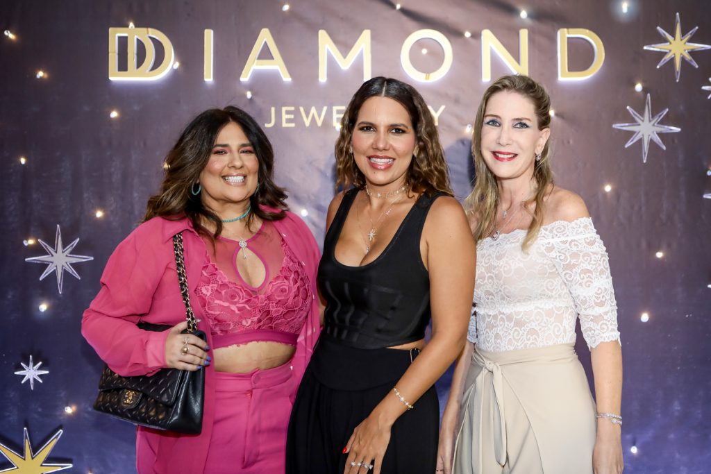 
				Montielli Arruda, Ana Carolina Fontenele E Marjore Marchal
				