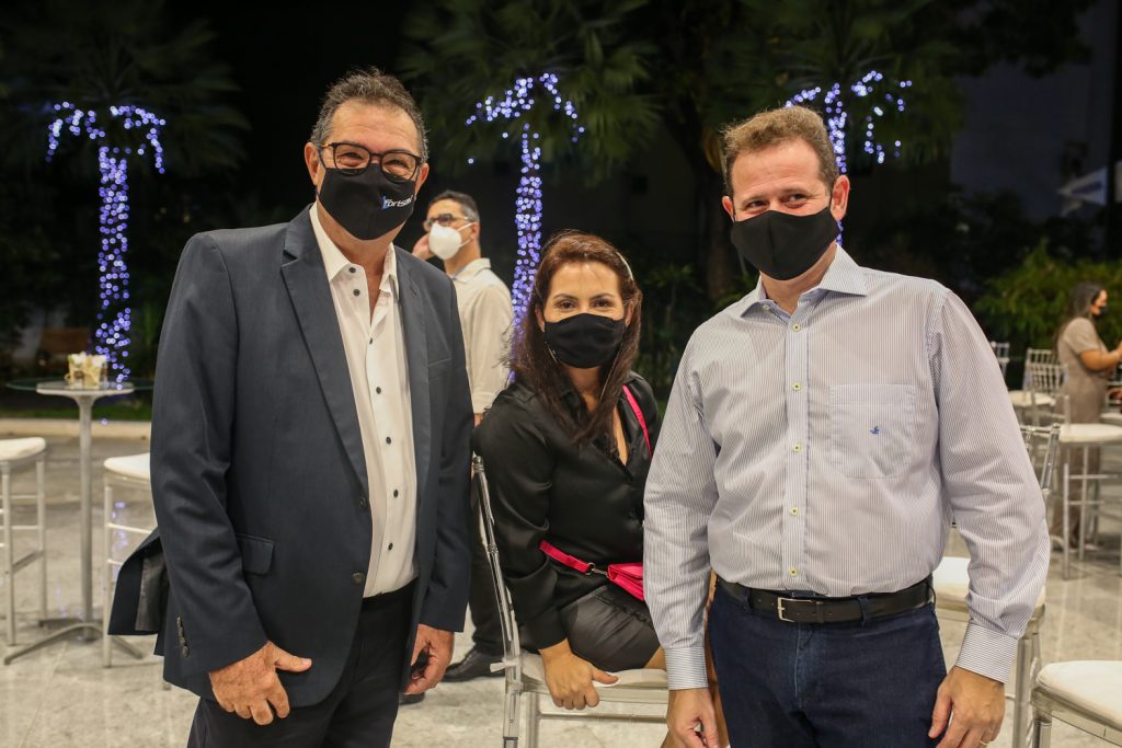 Ociram Soares,cristine E Germano Maia