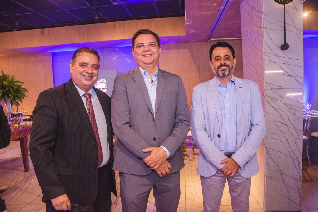 Oudemar Goncalves, Orlando Belchior E Roberto Caracas