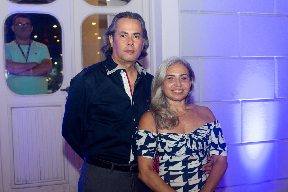 Paulo Barreto E Claudia Magalhães