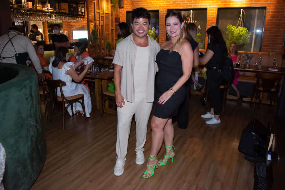 Rafa Gualberto E Tatiana Luna