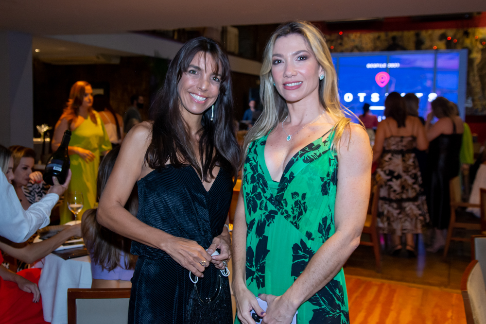 Rafaela Vieira E Candice Trajano