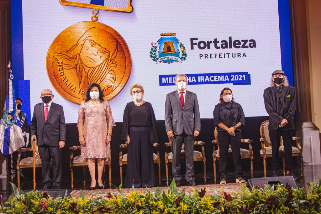 Roberto Claudio, Nailde Pinheiro, Socorro Franca, Sarto Nogueira, Tita Tavares E Ednardo Costa (2)