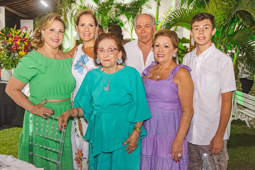 Susi Sousa, Marcia Peixoto, Alice Sousa, Vera Sousa, Ari Sousa E Rafael Wayne