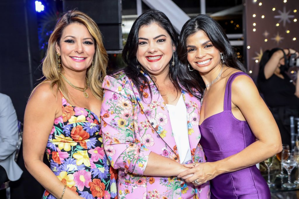 
				Tatiana Luna, Vivi Almada E Isabelle Timoteo
				