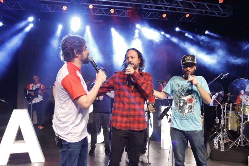 Agito no RJ - “Explode Coração” movimentou o Morro da Urca na véspera do feriado