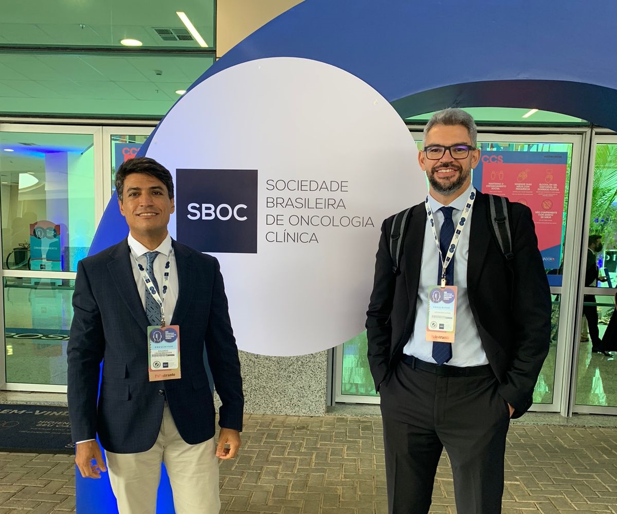 Médicos do Centro de Pesquisa do CRIO participam de congresso em Salvador