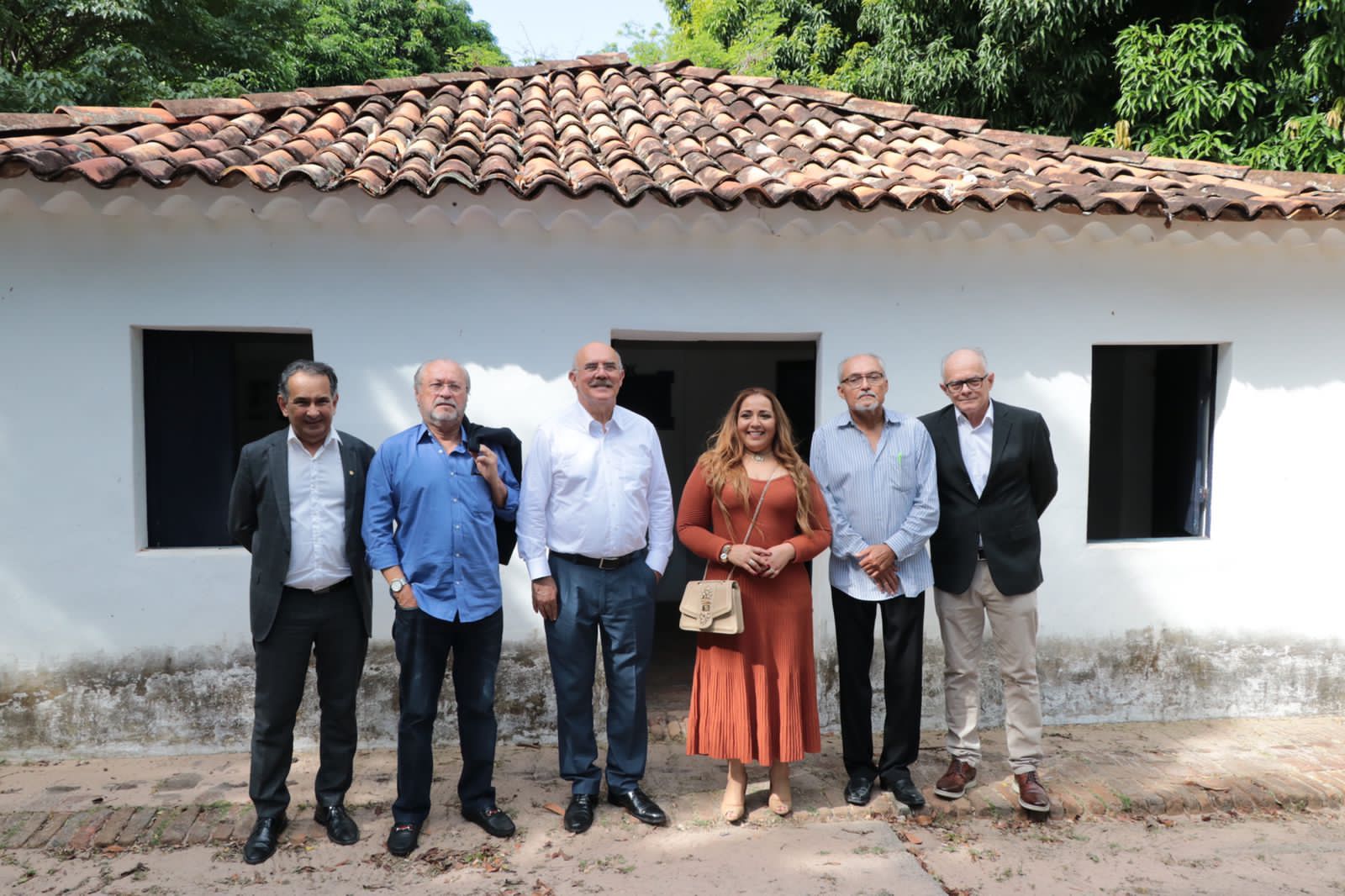 À convite do reitor Cândido Albuquerque, Ministro da Educação visita as instalações da UFC