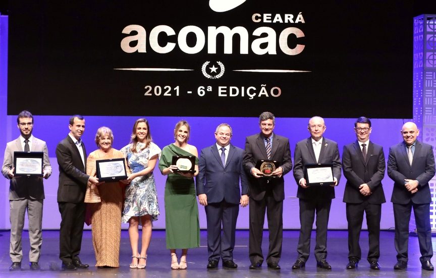 Acomac-CE homenageia empresários do setor no teatro do RioMar Fortaleza