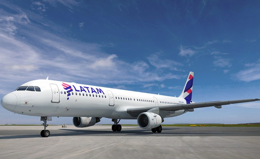 Airplane Latam Airbus A321