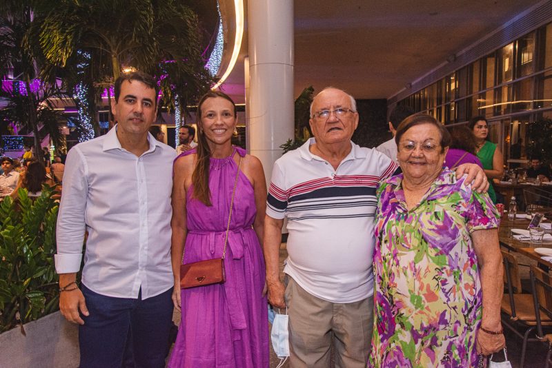 Evento de Natal - Com muito encanto e alegria, Beto Studart comanda o encerramento do BS Christmas