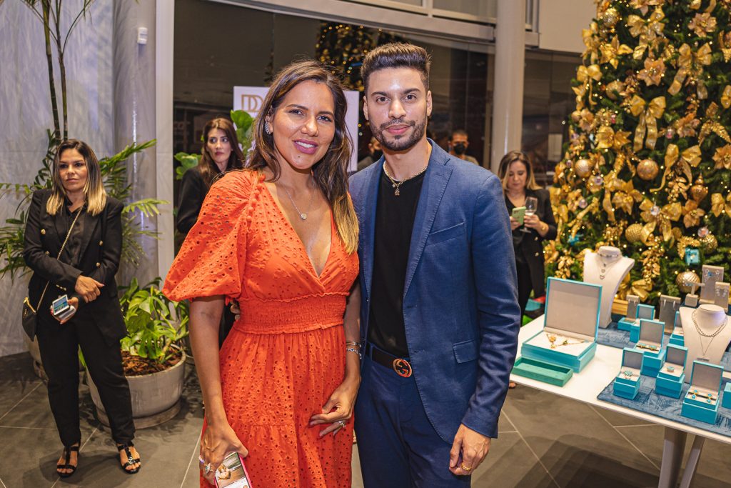 Ana Carolina Fontenele E Junior Lima