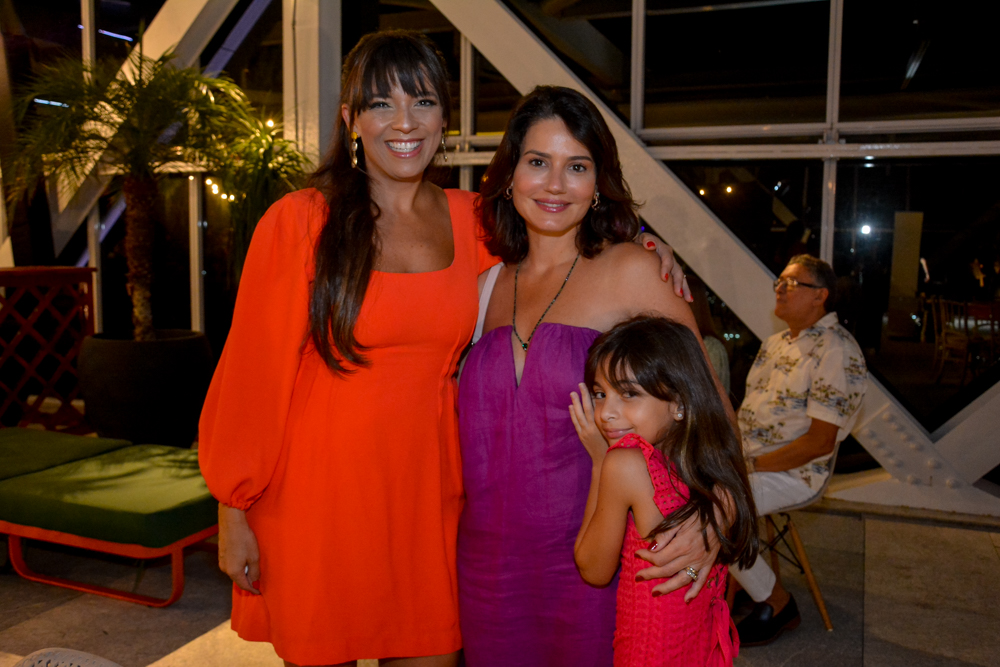 Ana França, Renata E Lina Vale