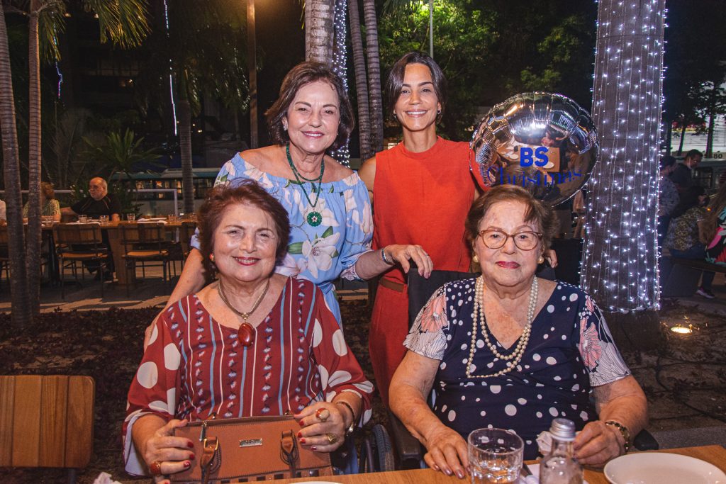 Ana Studart, Beatriz Nogueira, Karine Studart, Helana Nogueira