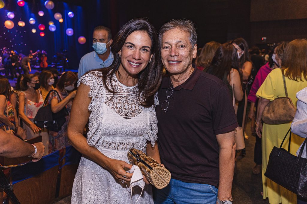 Ana Virginia Martins E Otacilio Valente