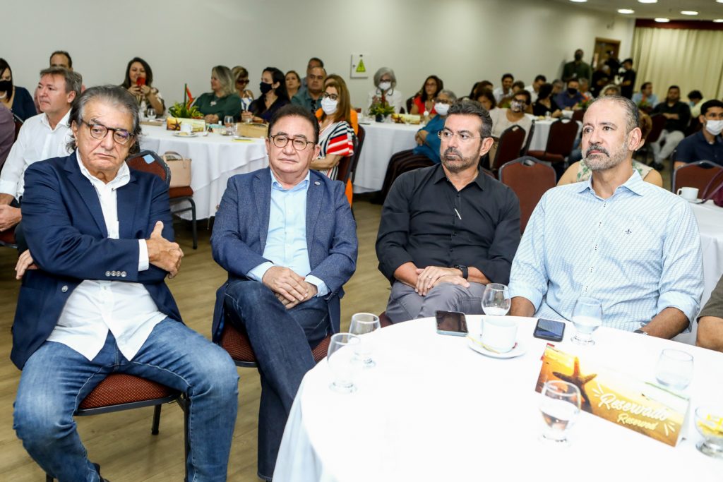 Arialdo Pinho, Manoel Linhares, Alexandre Pereira E Regis Medeiros