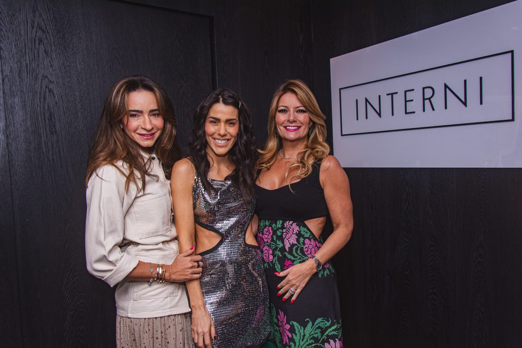 Camila Quindere, Juliana Cordeiro E Tatiana Luna