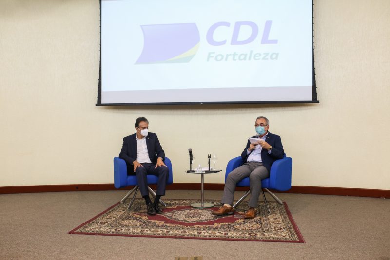 Presença ilustre - Assis Cavalcante recebe Camilo Santana em reunião de diretoria CDL de Fortaleza