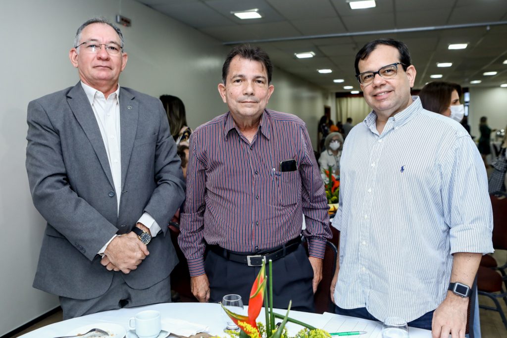 Carvalho Moura, Fernando Casttro Alves E Rafael Bezerra