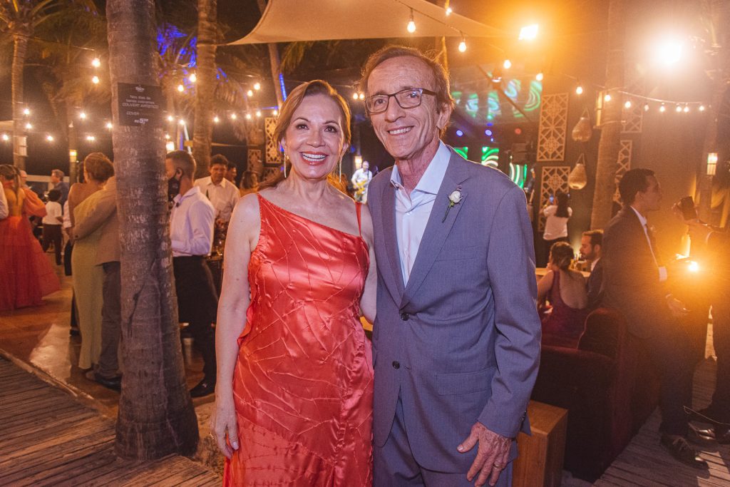 Cristina E Fernando Bezerra