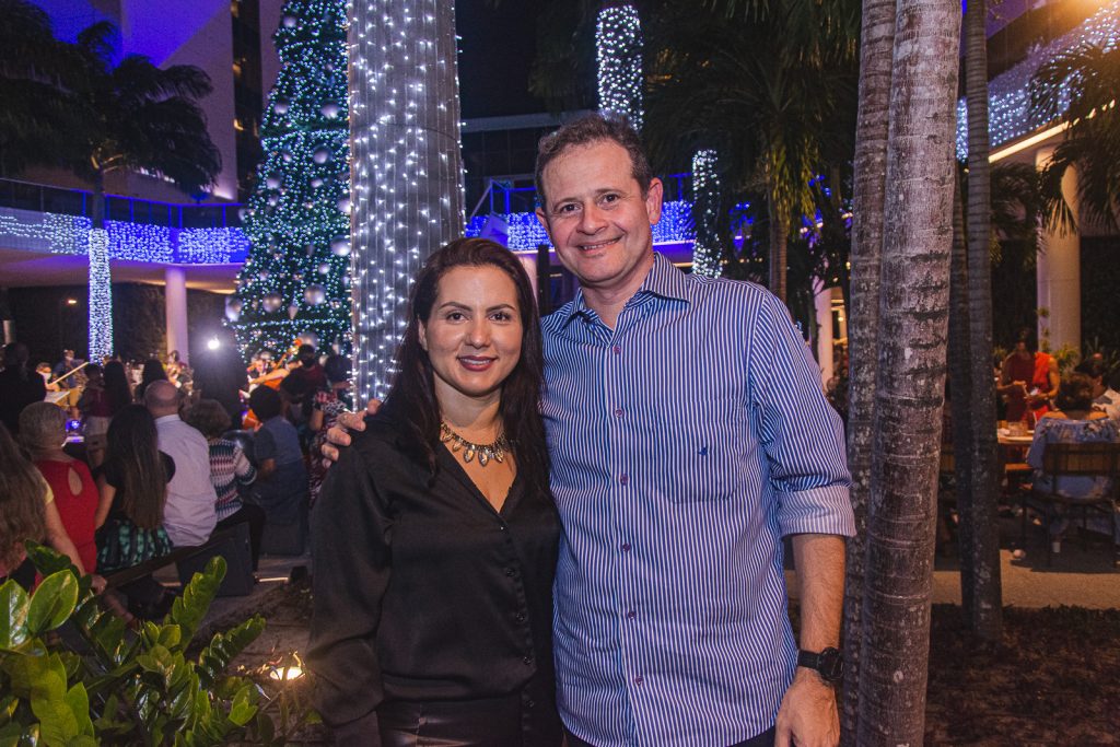 
				Cristine E Germano Maia
				