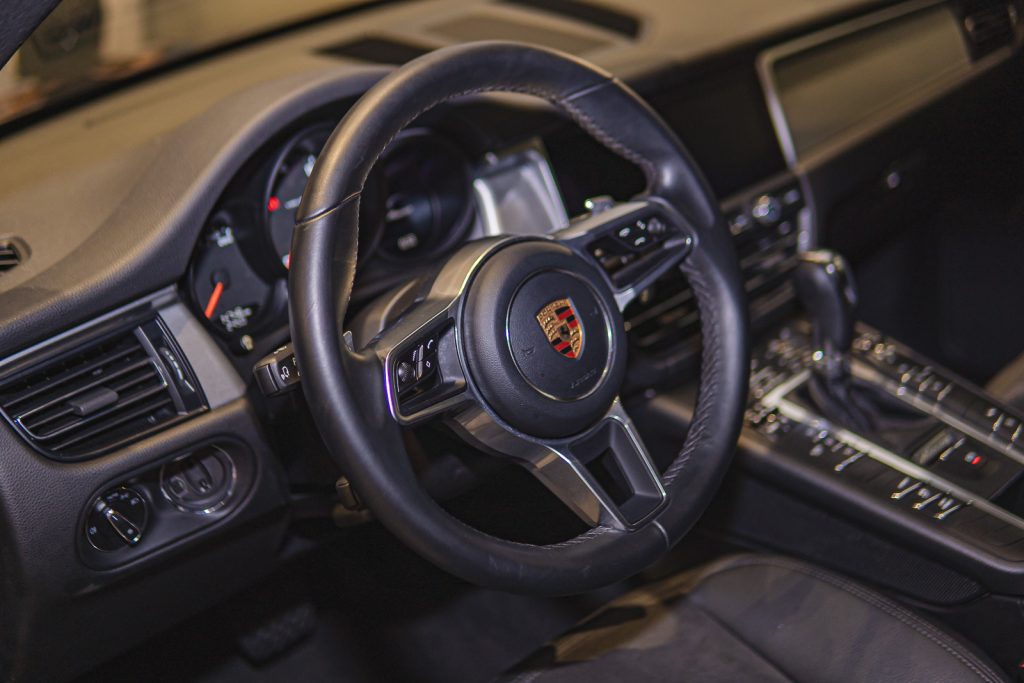 Deslife Diamond Na Porsche (10)