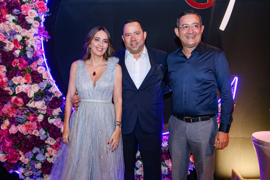 Dulce E Duduca Fujita E Paulo Cesar Feitosa