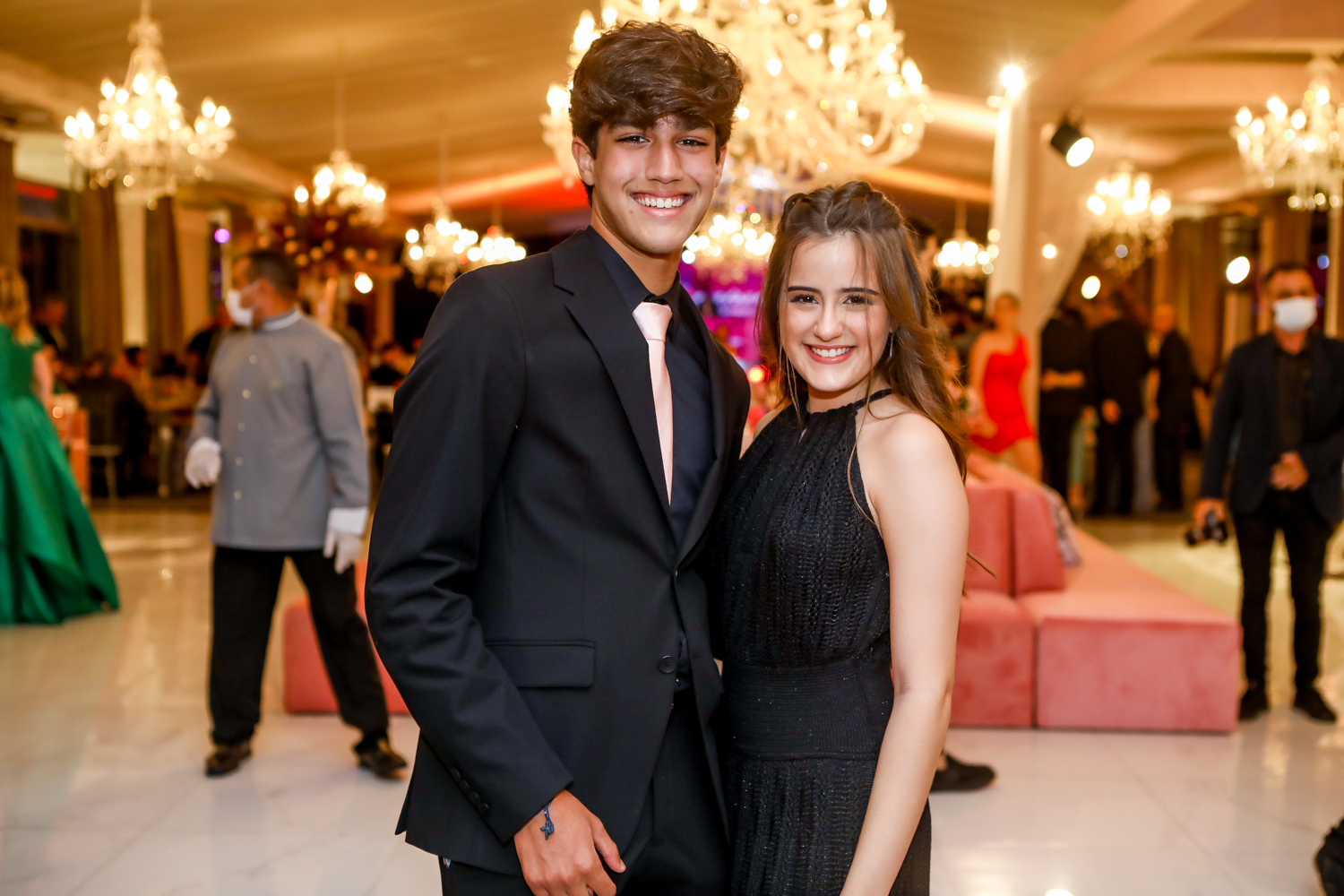 Eduardo Menezes E Gabriela Freitas