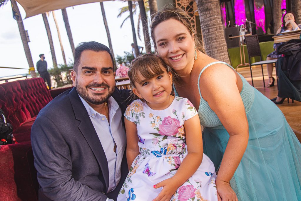 Felipe Teofilo, Leticia Bezerra E Rafaela Bezerra