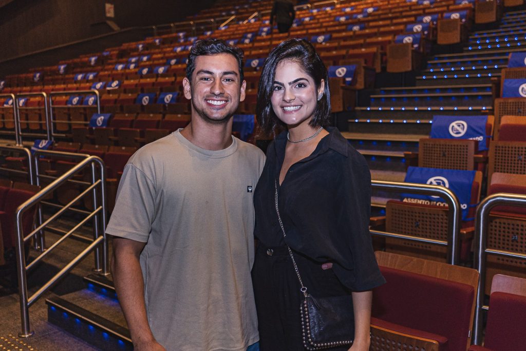 Fernando Travessoni E Eduarda Aragao