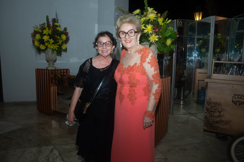 Francilene Macedo E Socorro França