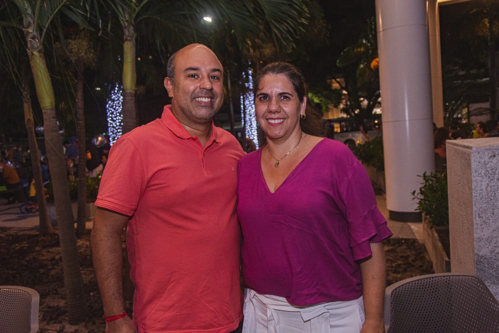 
				Frederico E Mariana Rocha
				